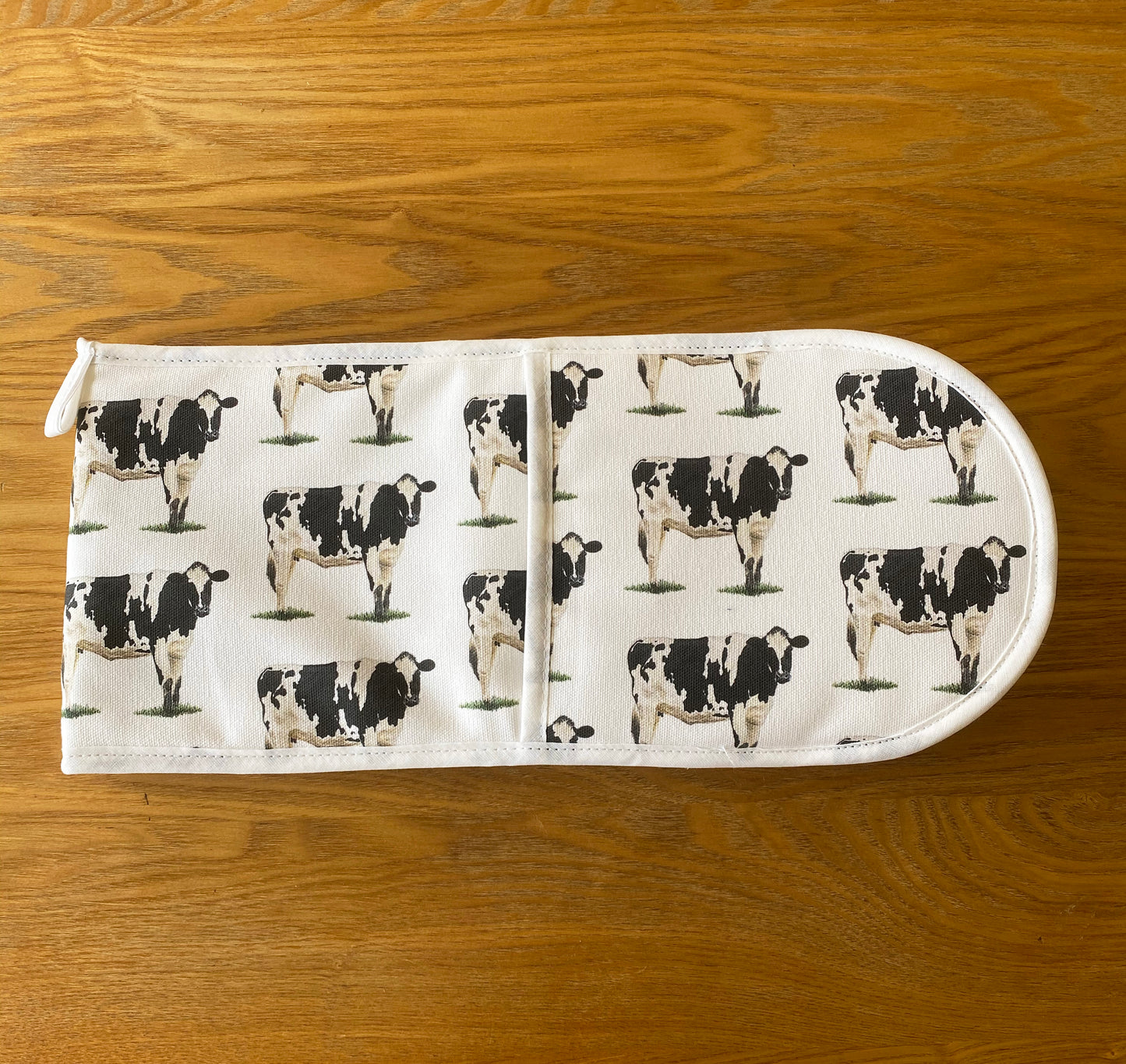 Friesian Cow Double Oven Gloves